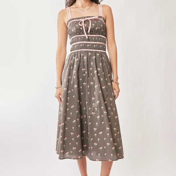 Davi & Dani Contrast Velvet Tape‎ Smocking Bodice Midi Dress - Picture 2 of 11